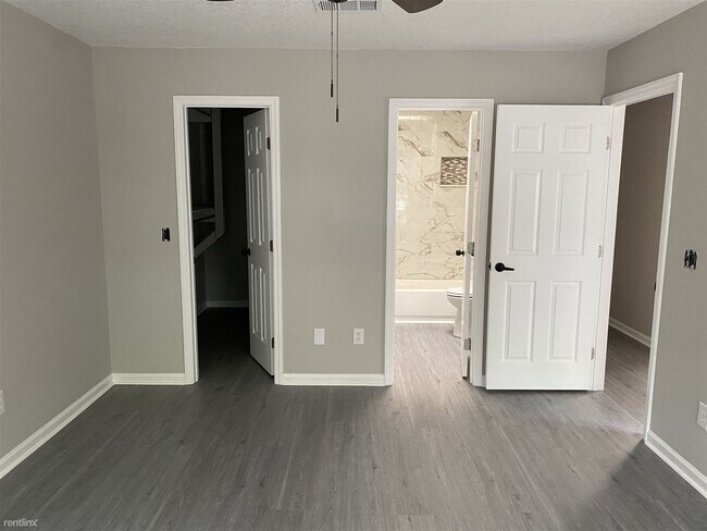 Building Photo - 2 br, 2 bath House - 203 Solano Cay Circle