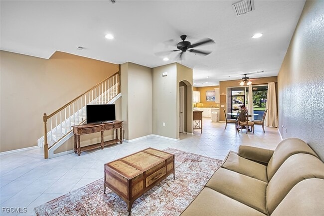 Building Photo - 3211 Cottonwood Bend