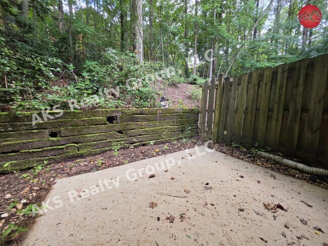 Building Photo - 4346 Ashwood Cove