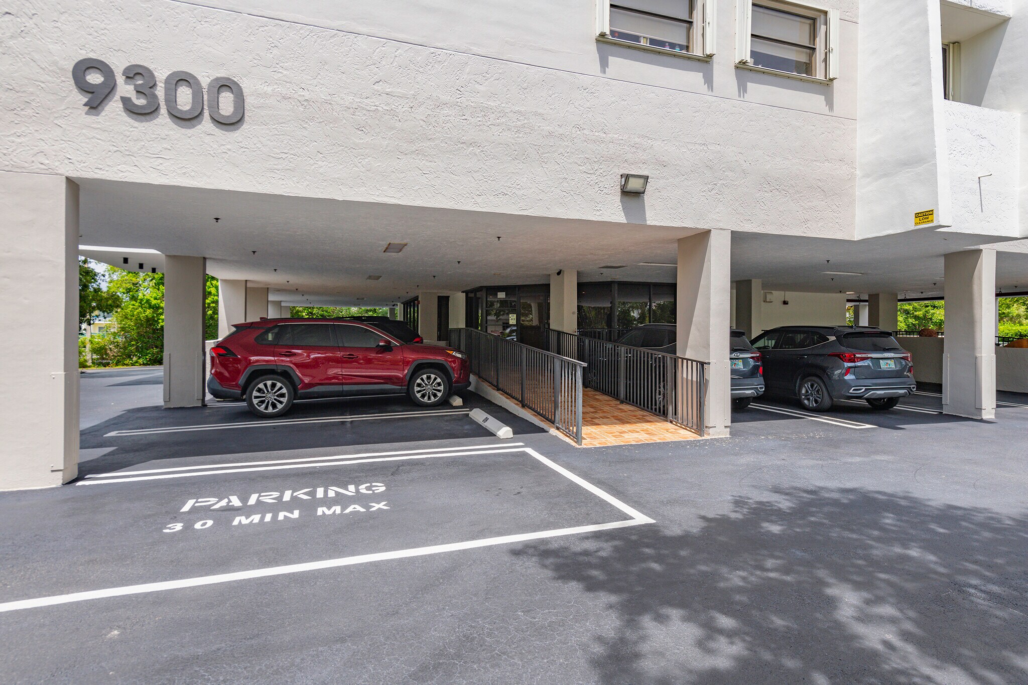 Building Photo - 9300 Bay Harbor Ter