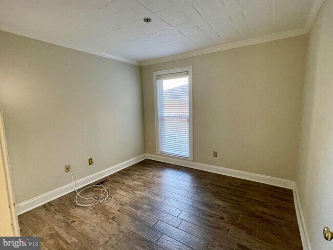 Building Photo - 11803 Bishops Content Rd