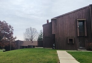 Building Photo - Dynasty House Apartments