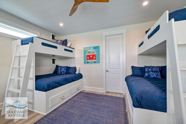 Building Photo - OFF-SEASON MONTHLY RENTAL - IT'S A BIG DILL!!