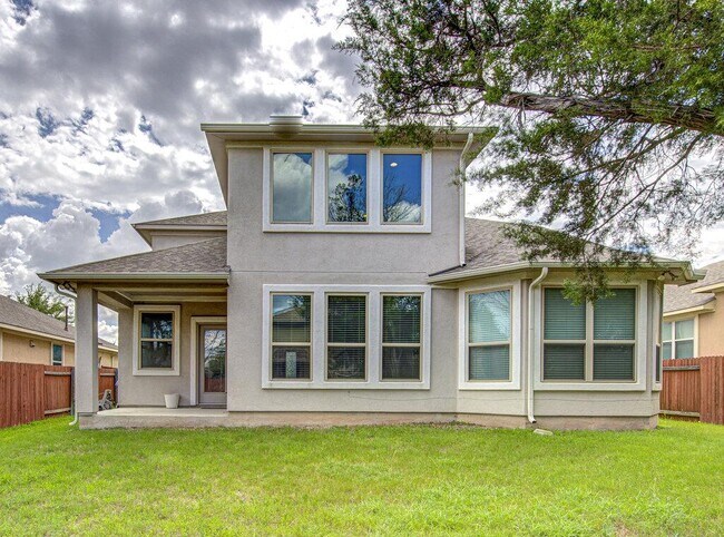 Building Photo - 5821 Viejo Dr