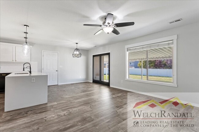 Building Photo - Beautiful Single-Family Home in Kaysville