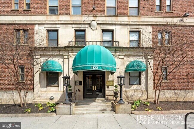 Building Photo - 1133 13th St NW