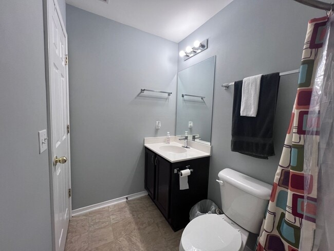 Building Photo - 2 bedroom 2.5 bath Townhome in Godley Park