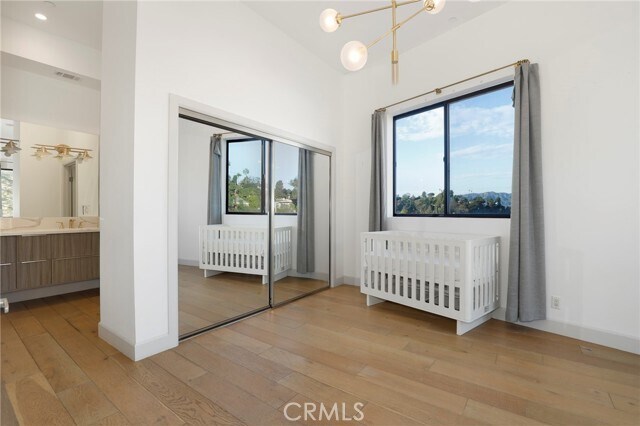 Building Photo - 2400 Glendale Ct