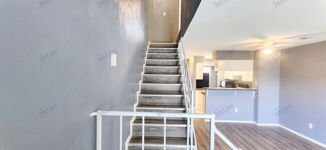 Building Photo - 9510 Olde Towne Row