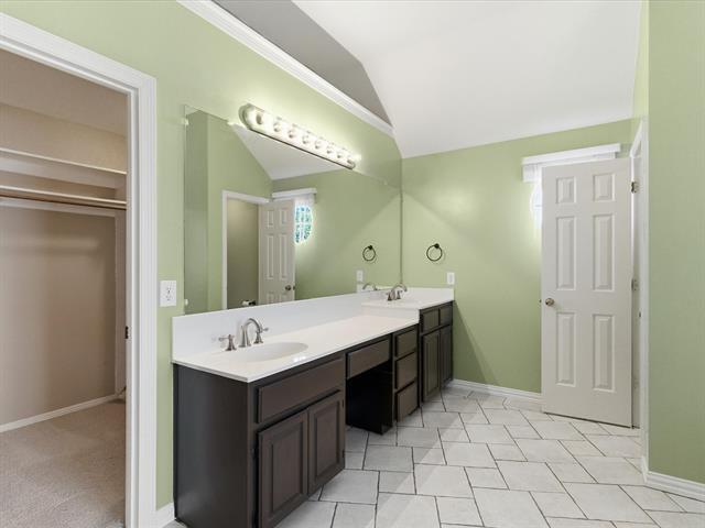 Building Photo - 3017 Manga Dr