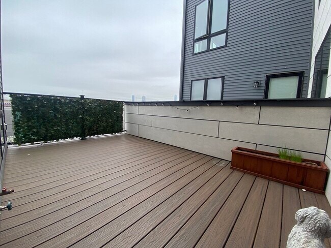 Building Photo - 488 Dorchester Ave