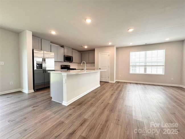 Building Photo - 13108 Hampton Bay Ln