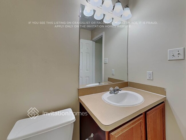 Building Photo - 19235 Sandelford Dr