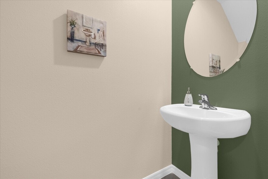 Building Photo - 6316 Sophie Oaks Ct