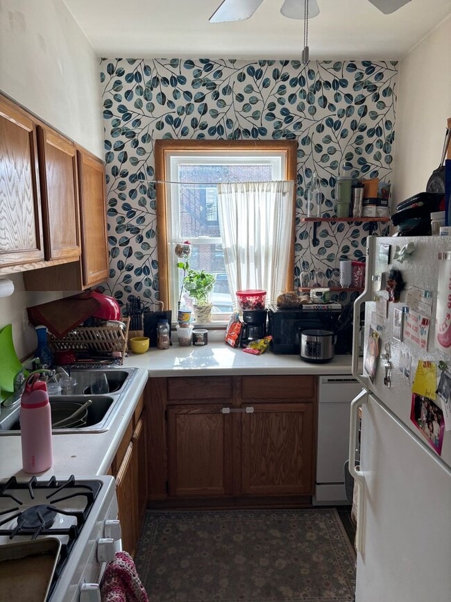 Building Photo - 26 N Franklin St