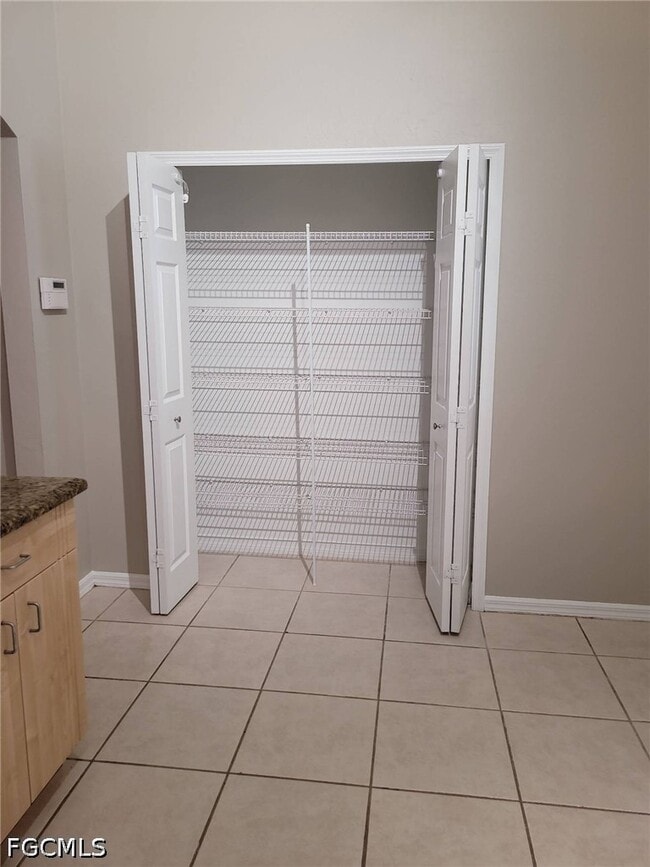 Building Photo - 1702 NE 33rd St