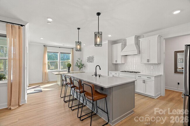 Building Photo - 8604 Bridgegate Dr