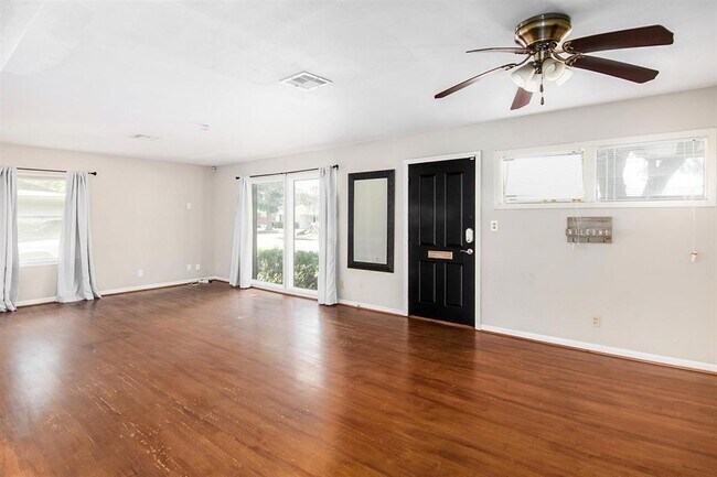 Building Photo - 5538 Pagewood Ln