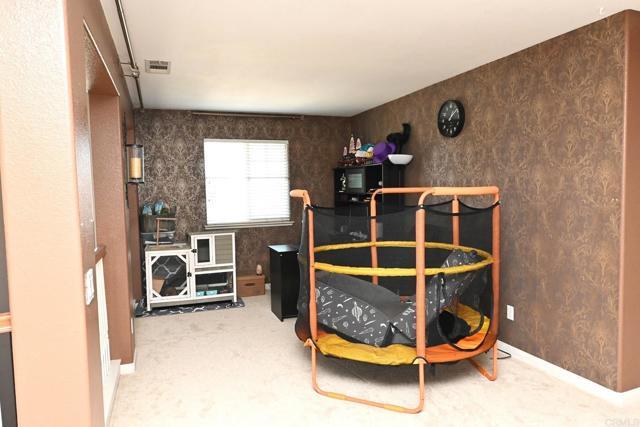 Building Photo - 930 Prism Dr