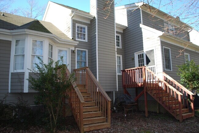 Back o-f the house view - 632 Penncross Dr