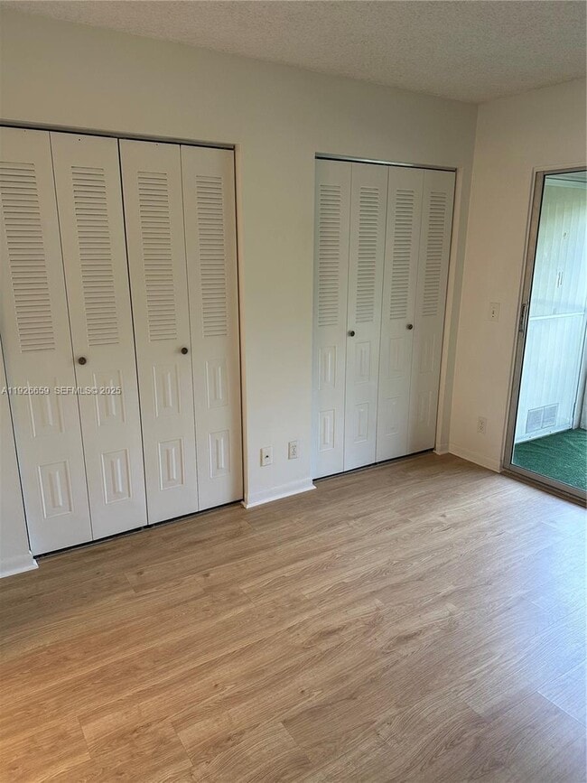 Building Photo - 13255 SW 9th Ct