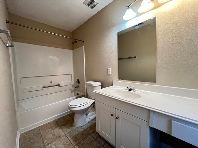Building Photo - 29551 S Legends Bend Dr