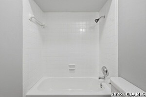 Building Photo - 8702 Village Dr