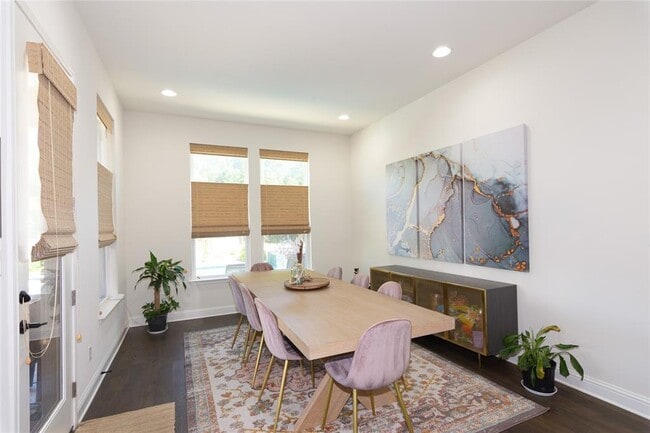 Building Photo - 205 Eiglehart Rd