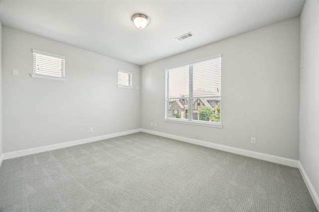 Building Photo - 975 Stampede Dr