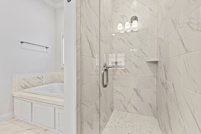 Building Photo - 2272 Pam Cir