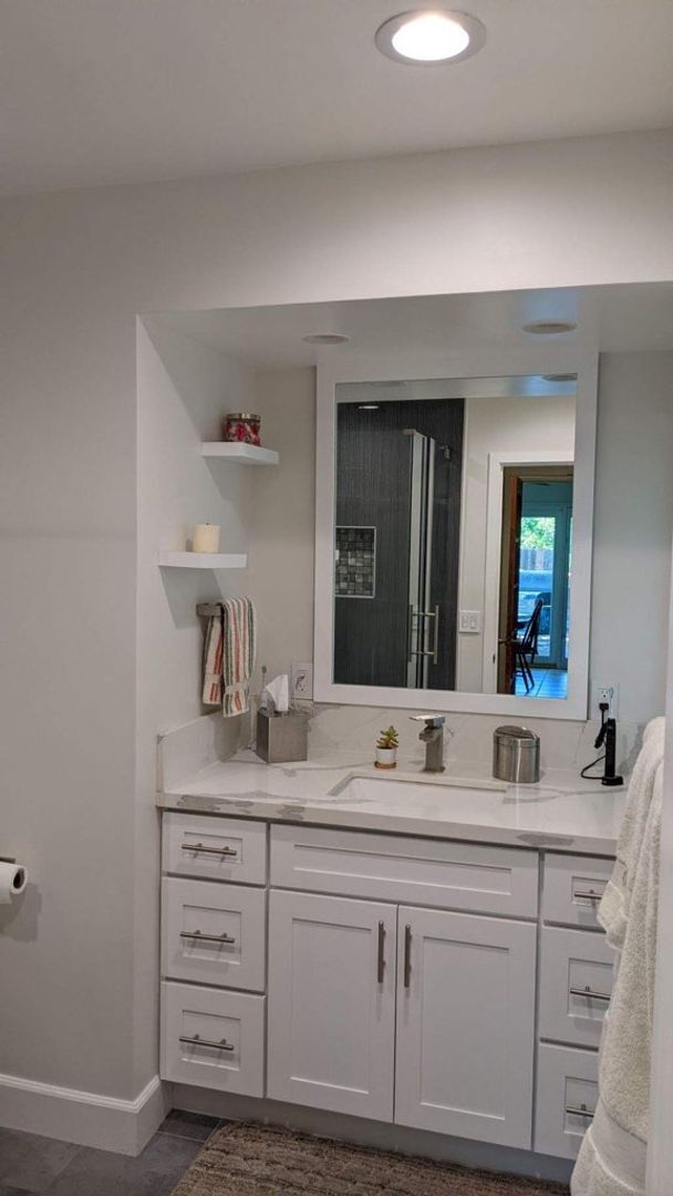 Building Photo - 4 Bedroom 2 Bath House for Rent Within Wal...