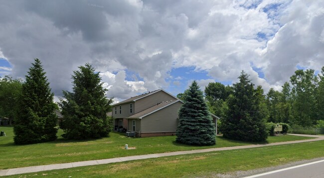 Building Photo - 739 S Main St