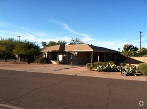 Building Photo - 6802 E Almeria Rd