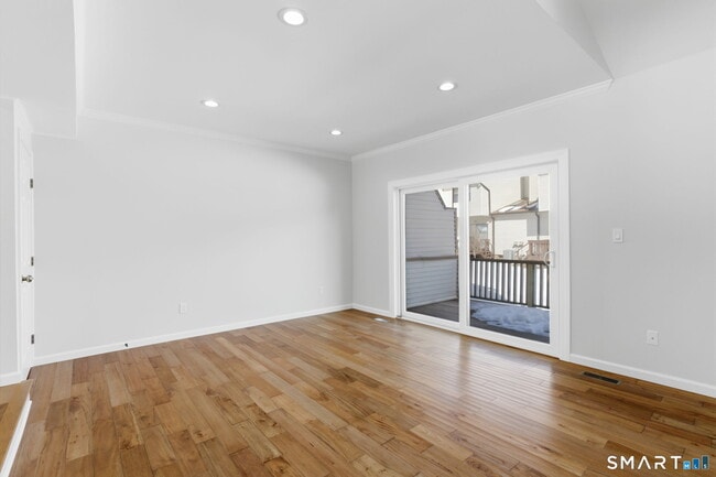 Building Photo - 193 Cypress Rd