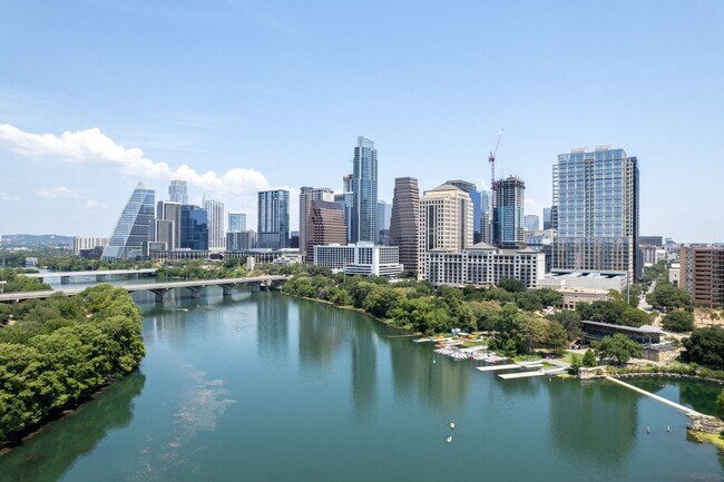 Building Photo - DOWNTOWN AUSTIN CONDO ON RAINEY STREET!! 1 BEDROOM 1 BATH - FULLY FURNISHED