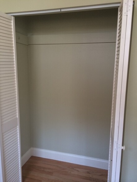 Building Photo - 35 Forbes St