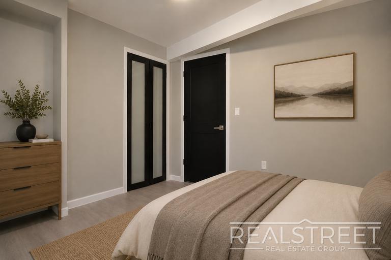 Building Photo - NO FEE! NEW 3 BED 2 Bath in Crown Heights Limestone!