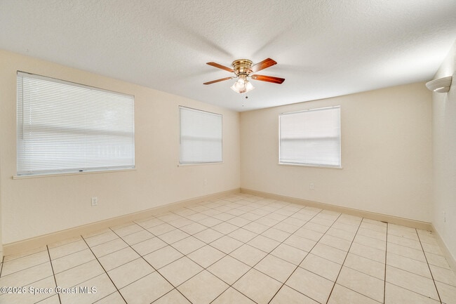 Building Photo - 2512 Sarno Rd