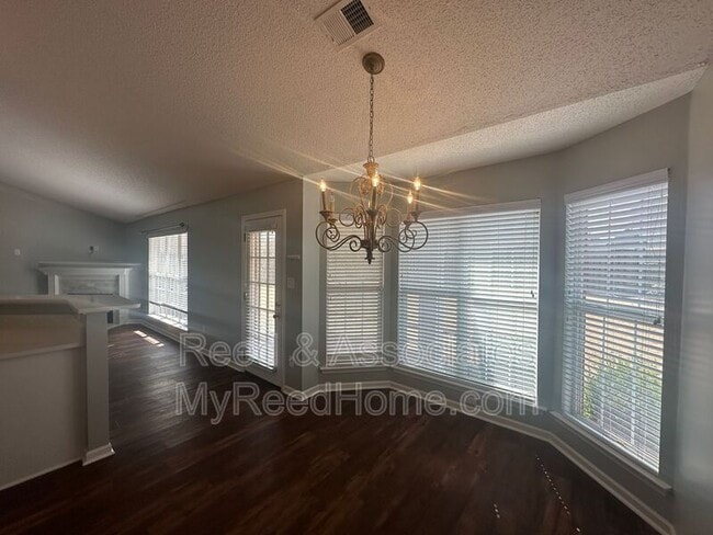 Building Photo - 11625 Dempsey Dr
