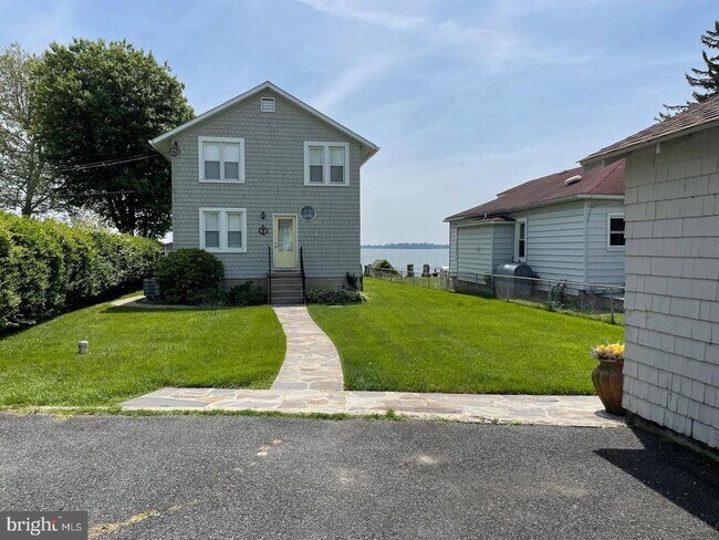 Building Photo - 2513 Barrison Point Rd