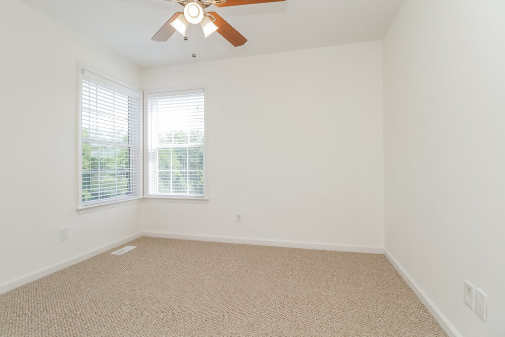 Building Photo - 636 Zellwood Dr