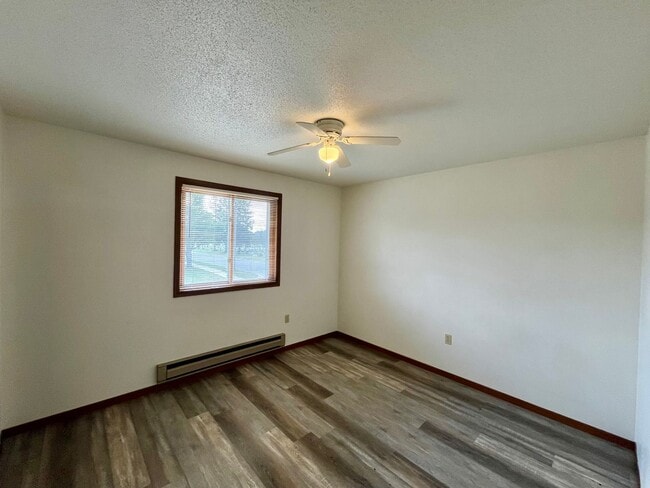 Building Photo - 602 Hollywood Dr