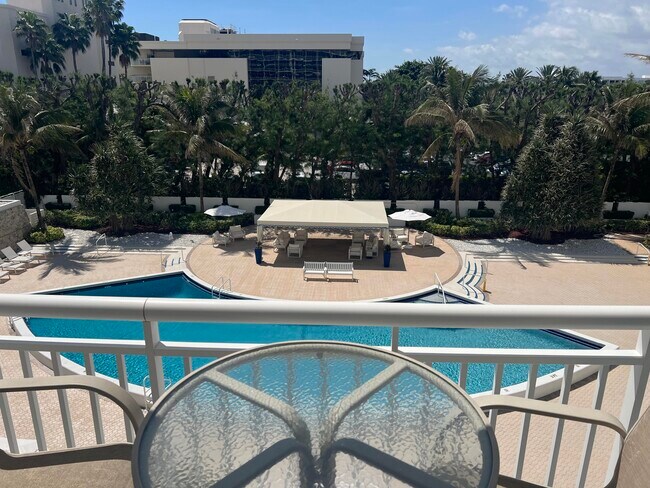 Building Photo - 2780 S Ocean Blvd