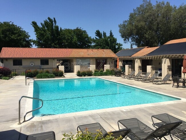 Building Photo - 3616 Cherryglen Way