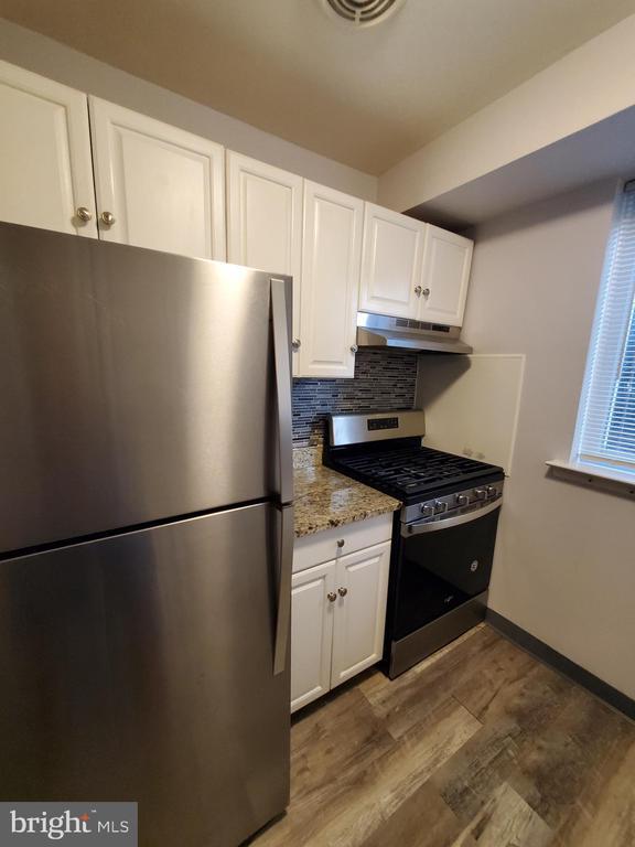 Building Photo - 9921 Bustleton Ave