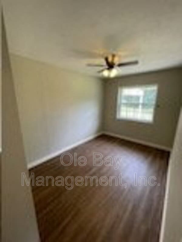 Building Photo - 3200 Emogene St