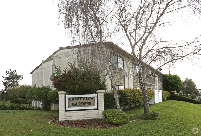Primary Photo - Crestview Gardens Apartments