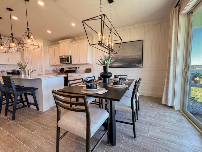 Building Photo - 3557 Angler Dr
