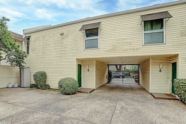 Building Photo - 305 Avondale St
