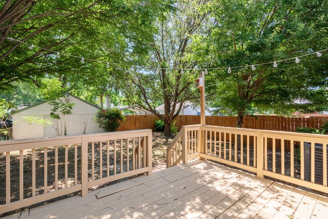 Building Photo - Quaint 2 Bedroom 1 Bath Home in Henrico!!
